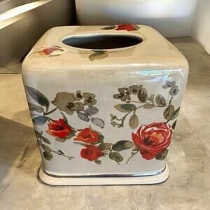 VTG LENOX-WAMSUTTA Ceramic Pearlized Taupe W/Red Luster Roses Tissue Box Cover